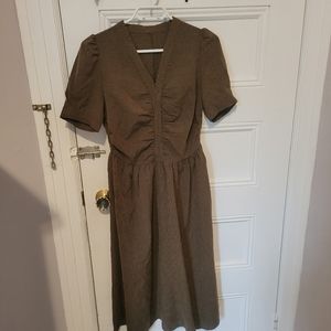 Pretty brown dress